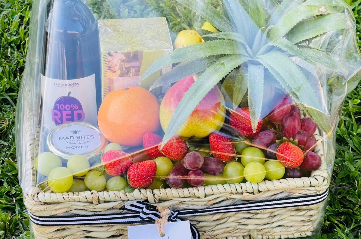 Best Fruit Basket Gift Ideas from Expert Curators